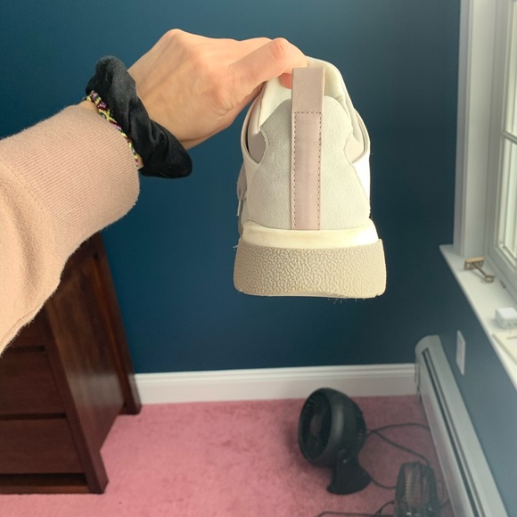 Dolce Sneakers - Picture 5 of 6